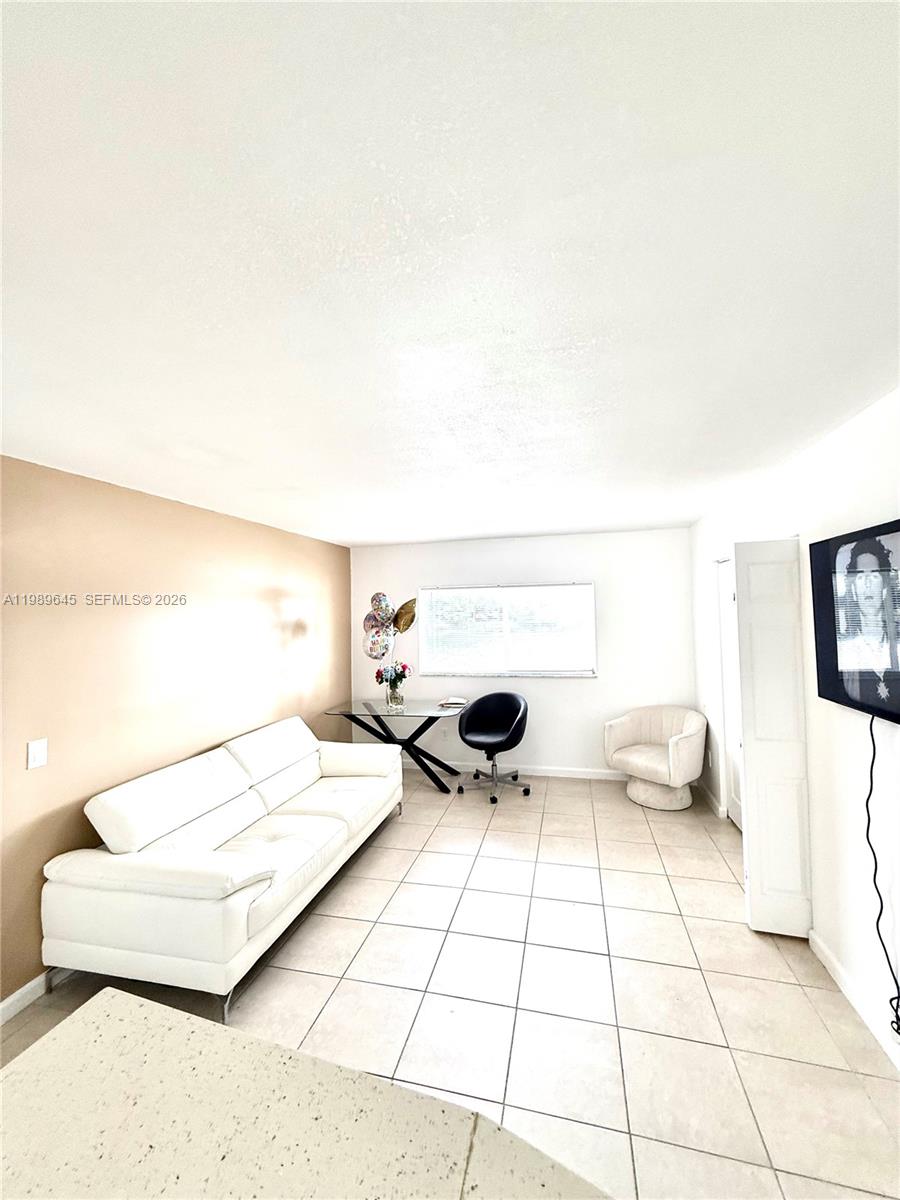 3690 N 56th Ave 902 Property Photo 10