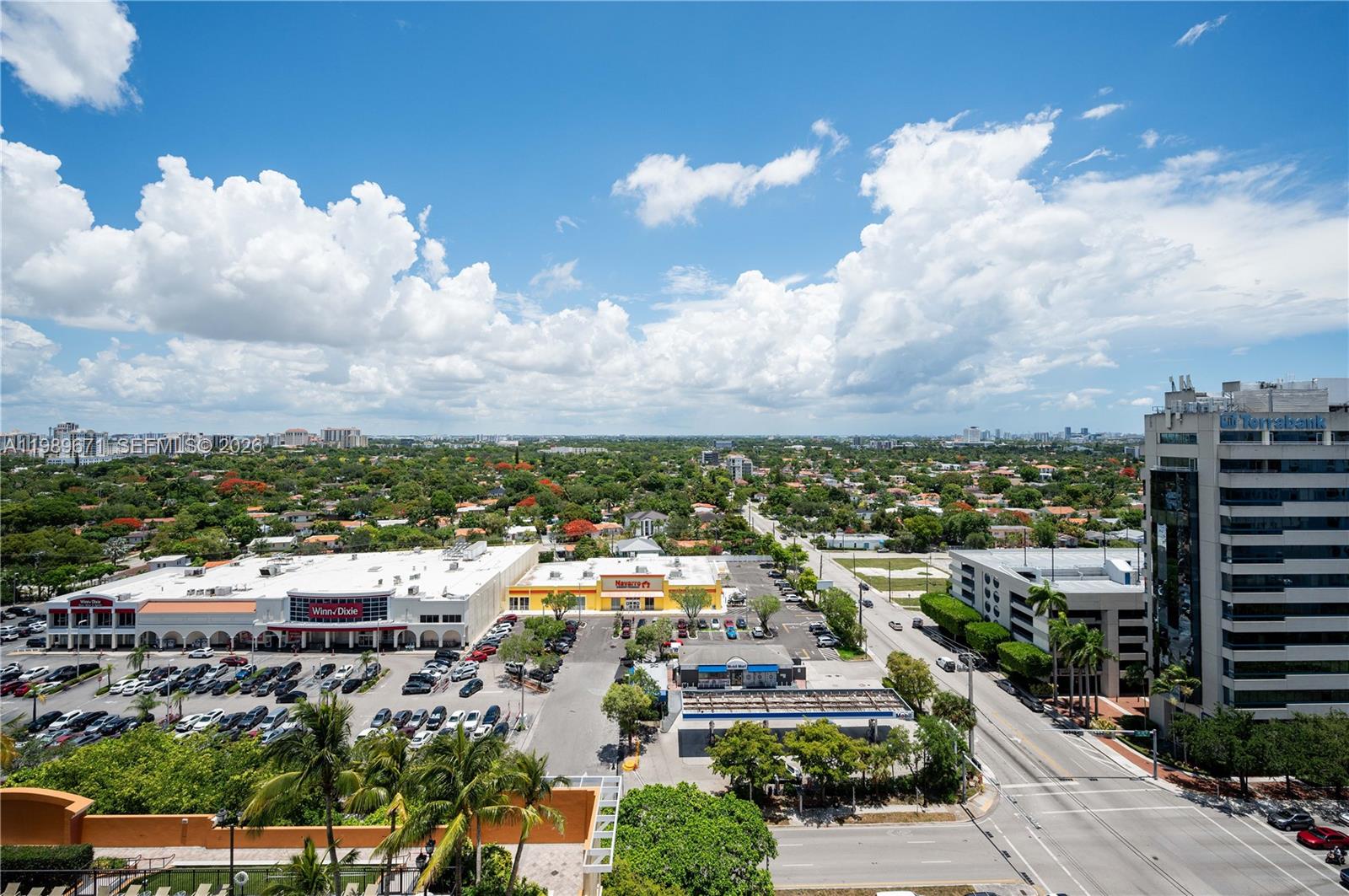 3232 Sw Coral Way 1504 Property Photo 25