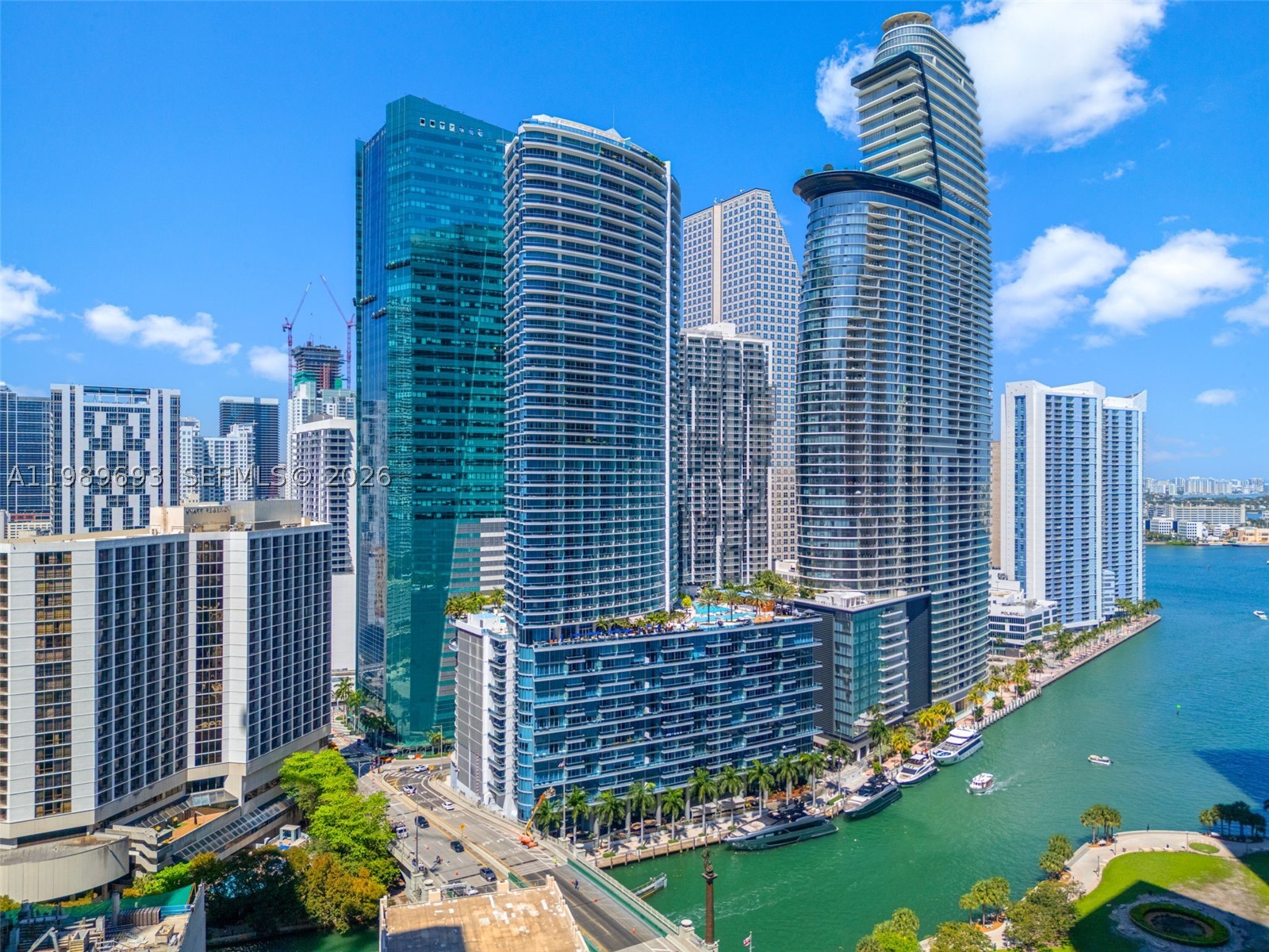 200 Biscayne Boulevard Way 3707 Property Photo 2