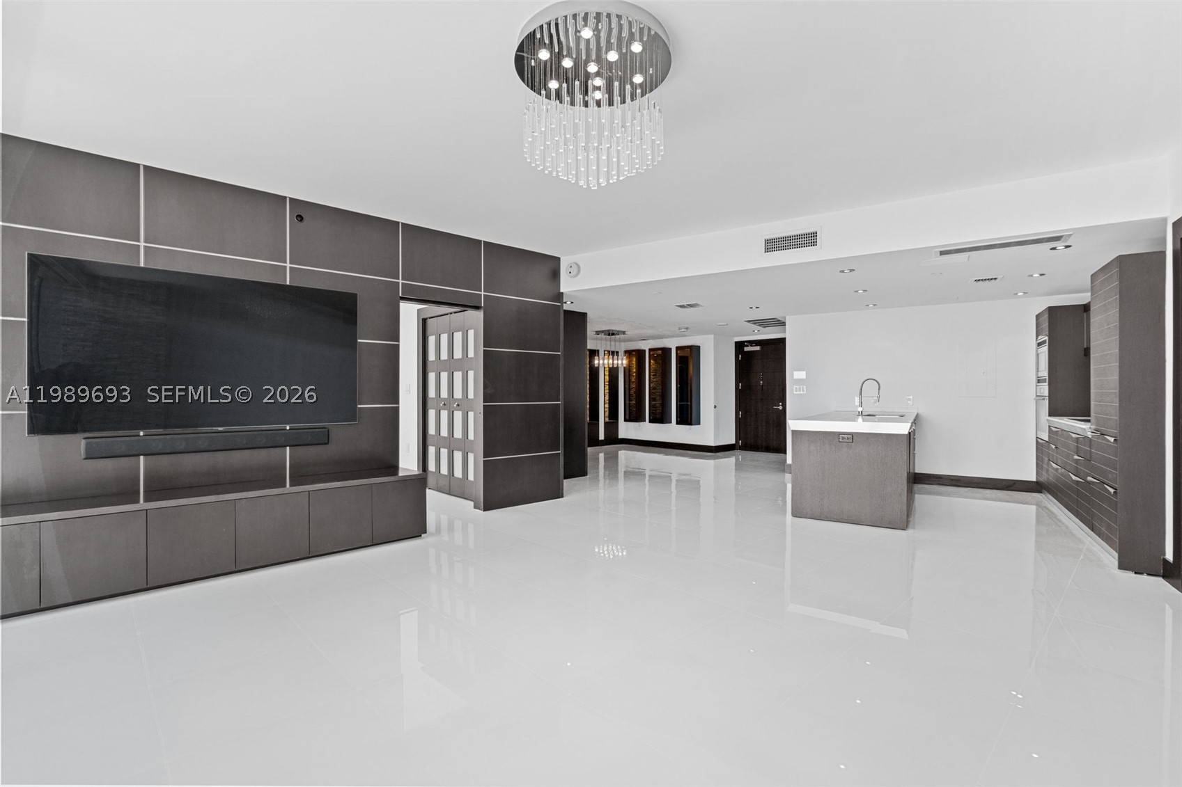 200 Biscayne Boulevard Way 3707 Property Photo 9