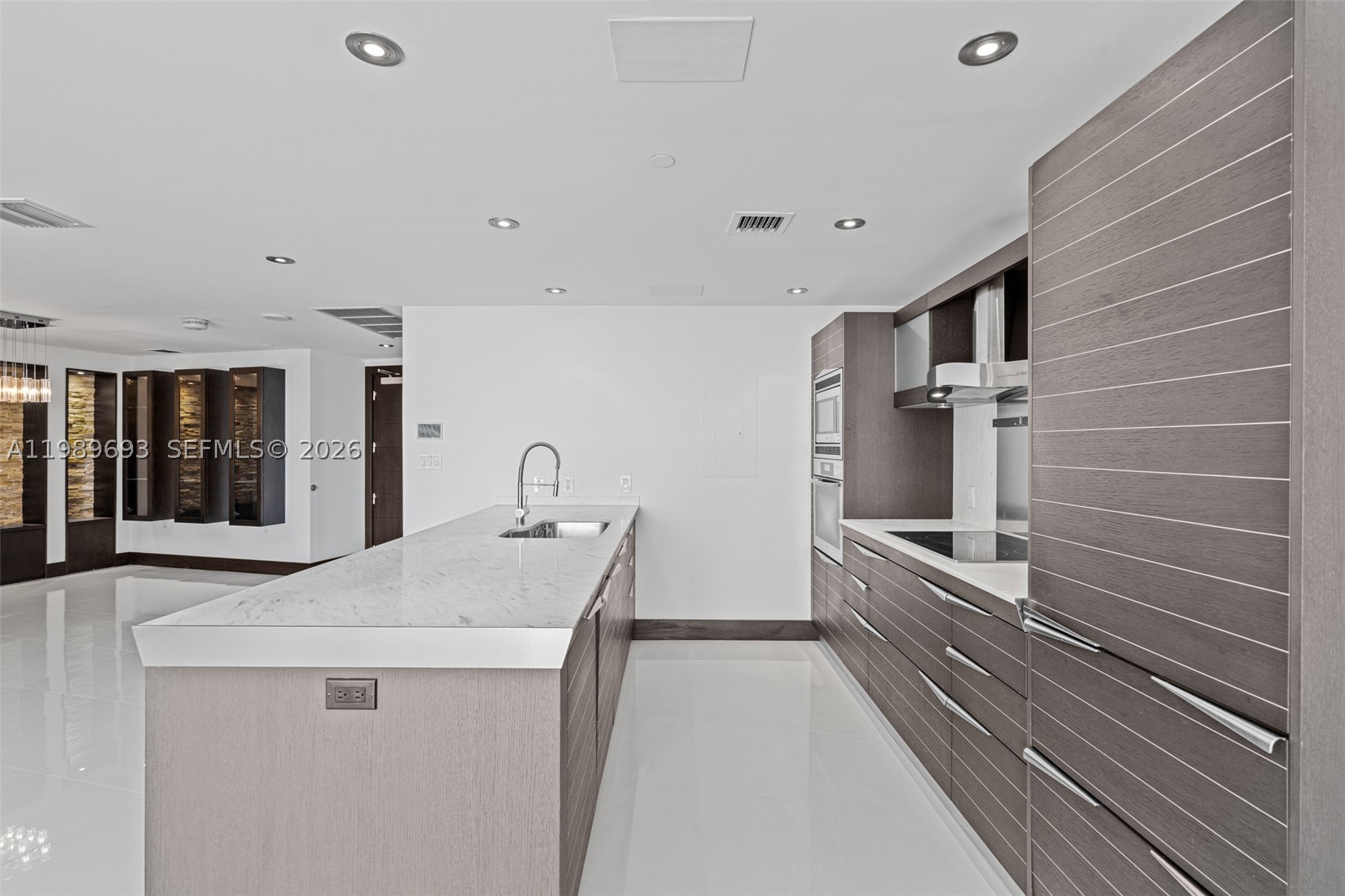 200 Biscayne Boulevard Way 3707 Property Photo 14