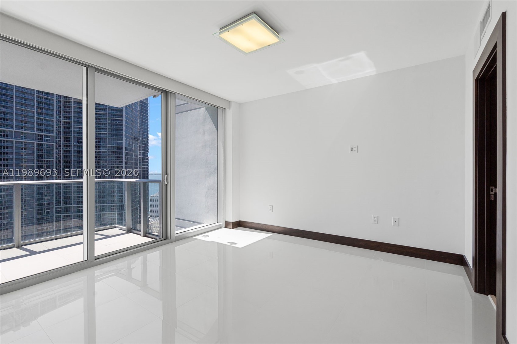 200 Biscayne Boulevard Way 3707 Property Photo 24