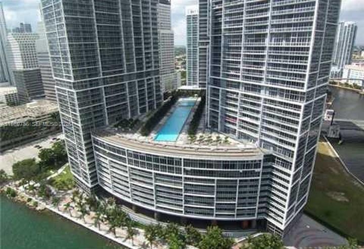 475 Brickell Ave 5111 Property Photo 3