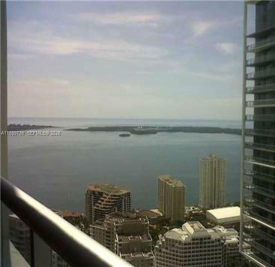 475 Brickell Ave 5111 Property Photo 11