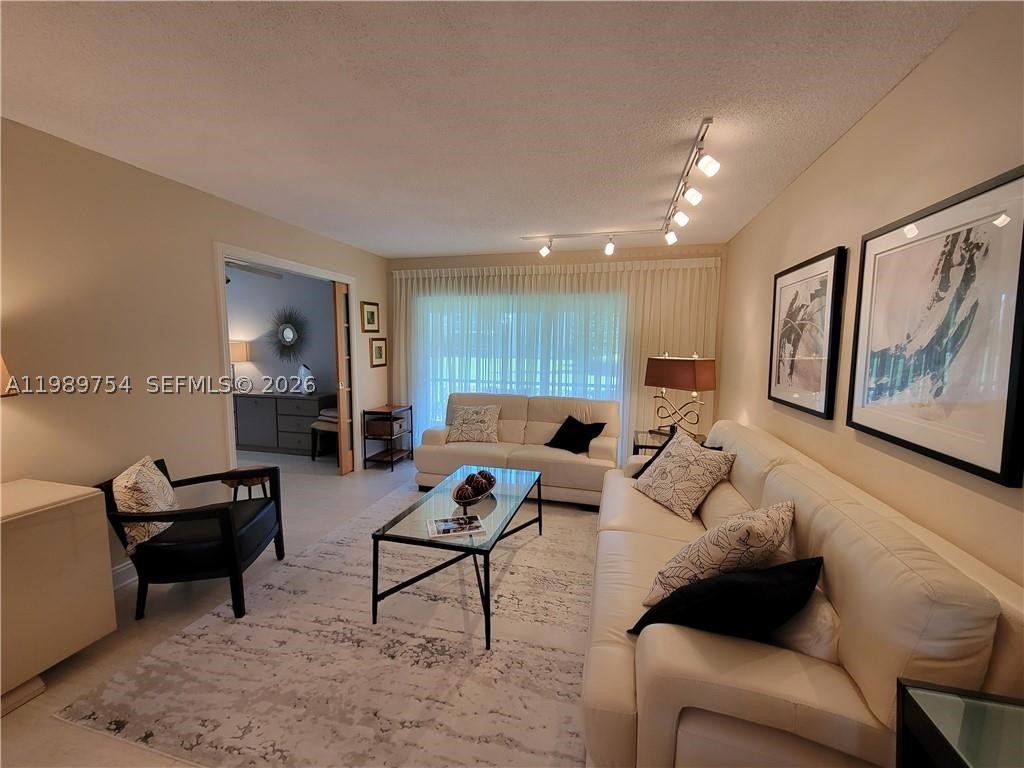 3774 Inverrary Blvd 103p Property Photo 4
