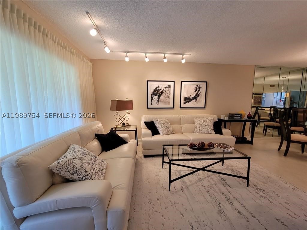 3774 Inverrary Blvd 103p Property Photo 10