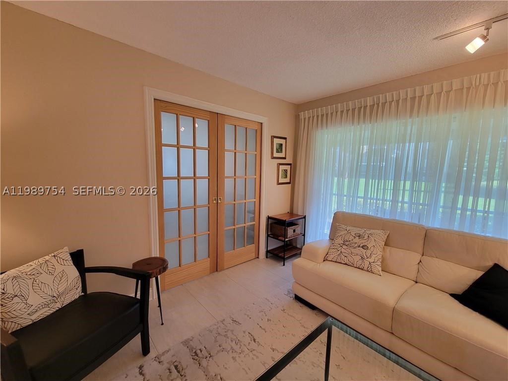 3774 Inverrary Blvd 103p Property Photo 12