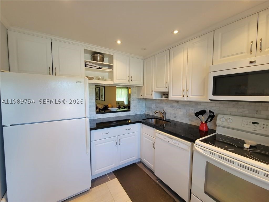 3774 Inverrary Blvd 103p Property Photo 17