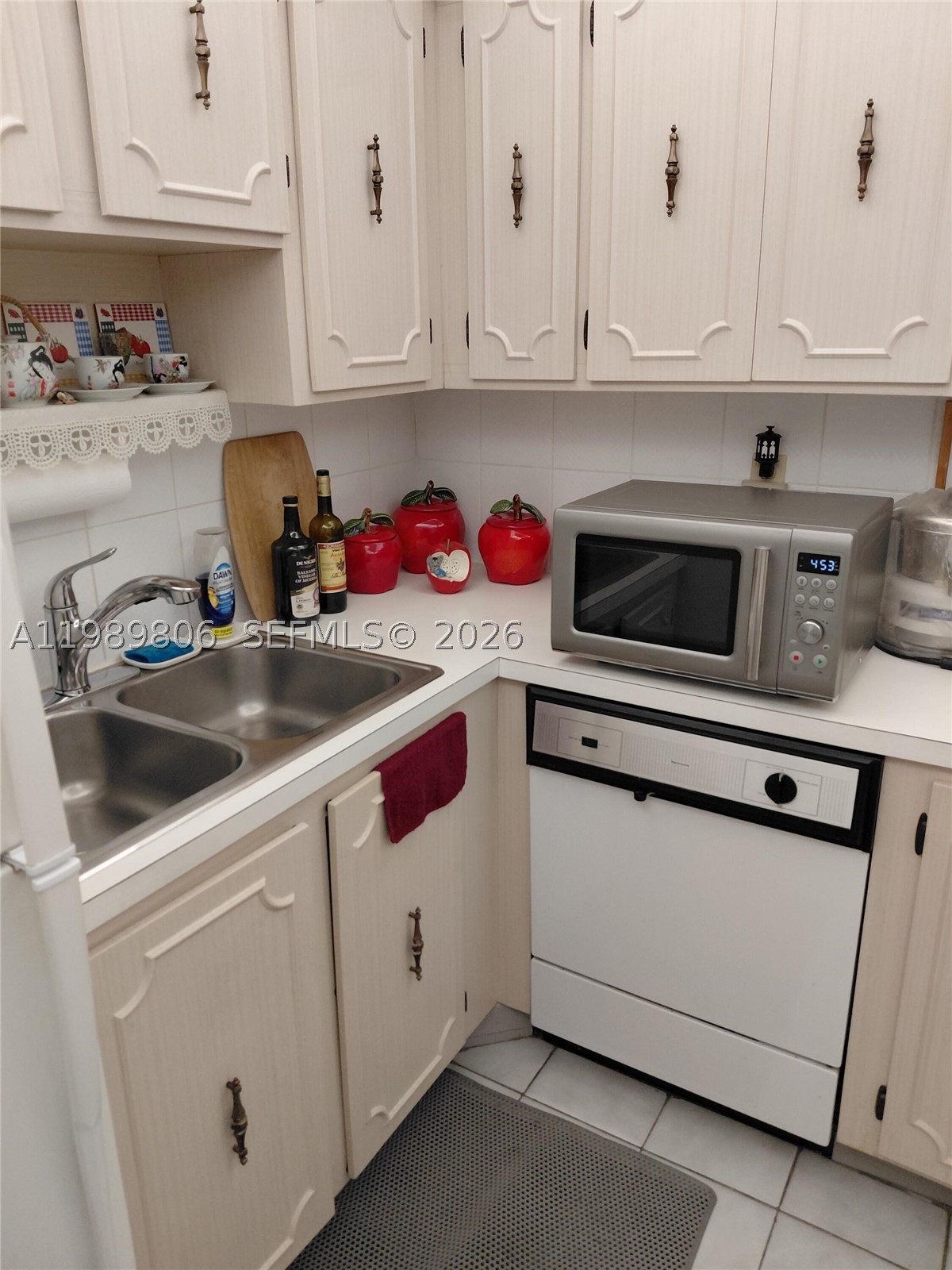 3113 S Ocean Dr 504 Property Photo 13