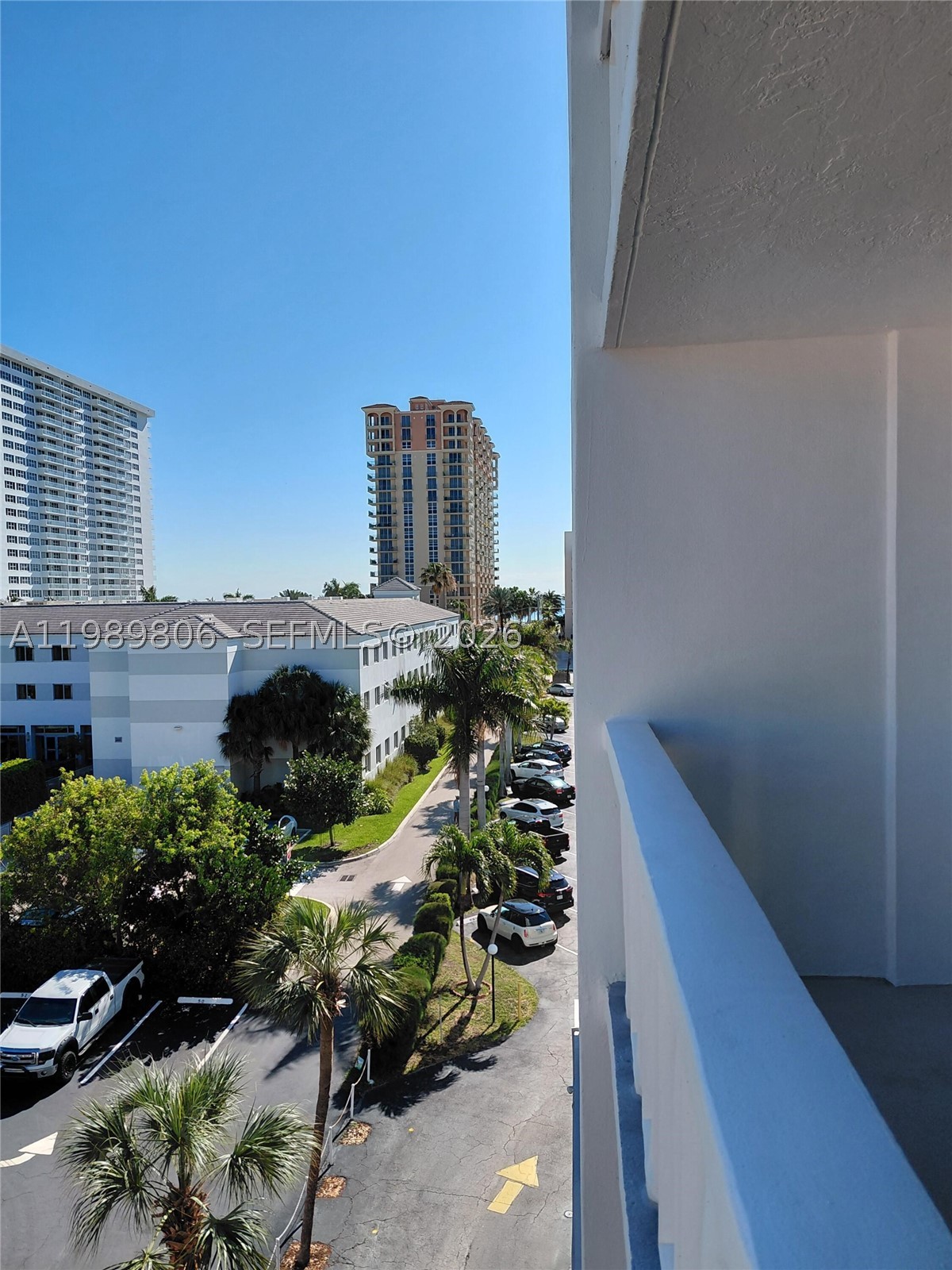 3113 S Ocean Dr 504 Property Photo 22