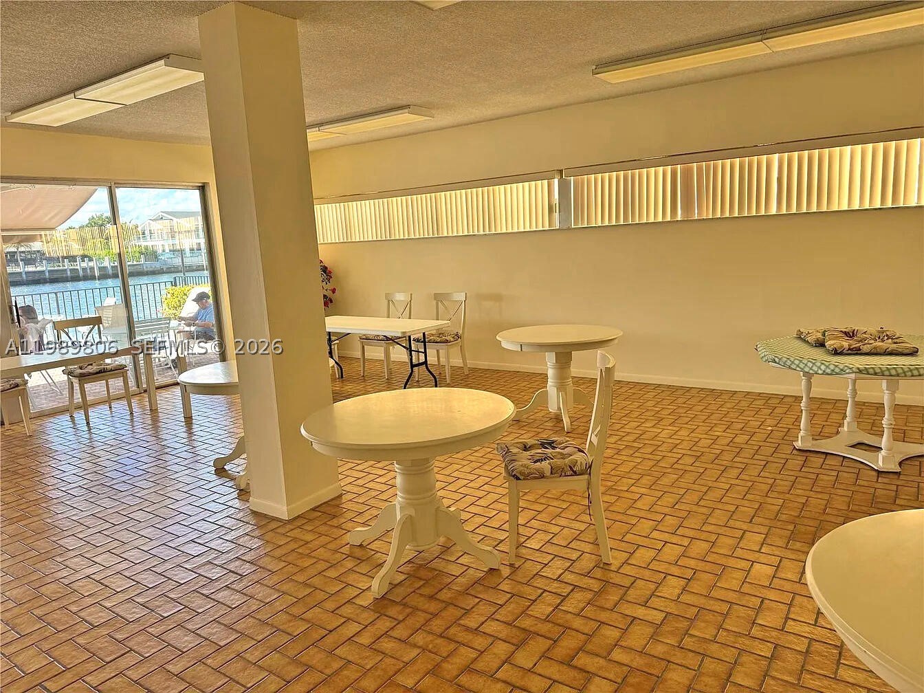 3113 S Ocean Dr 504 Property Photo 26