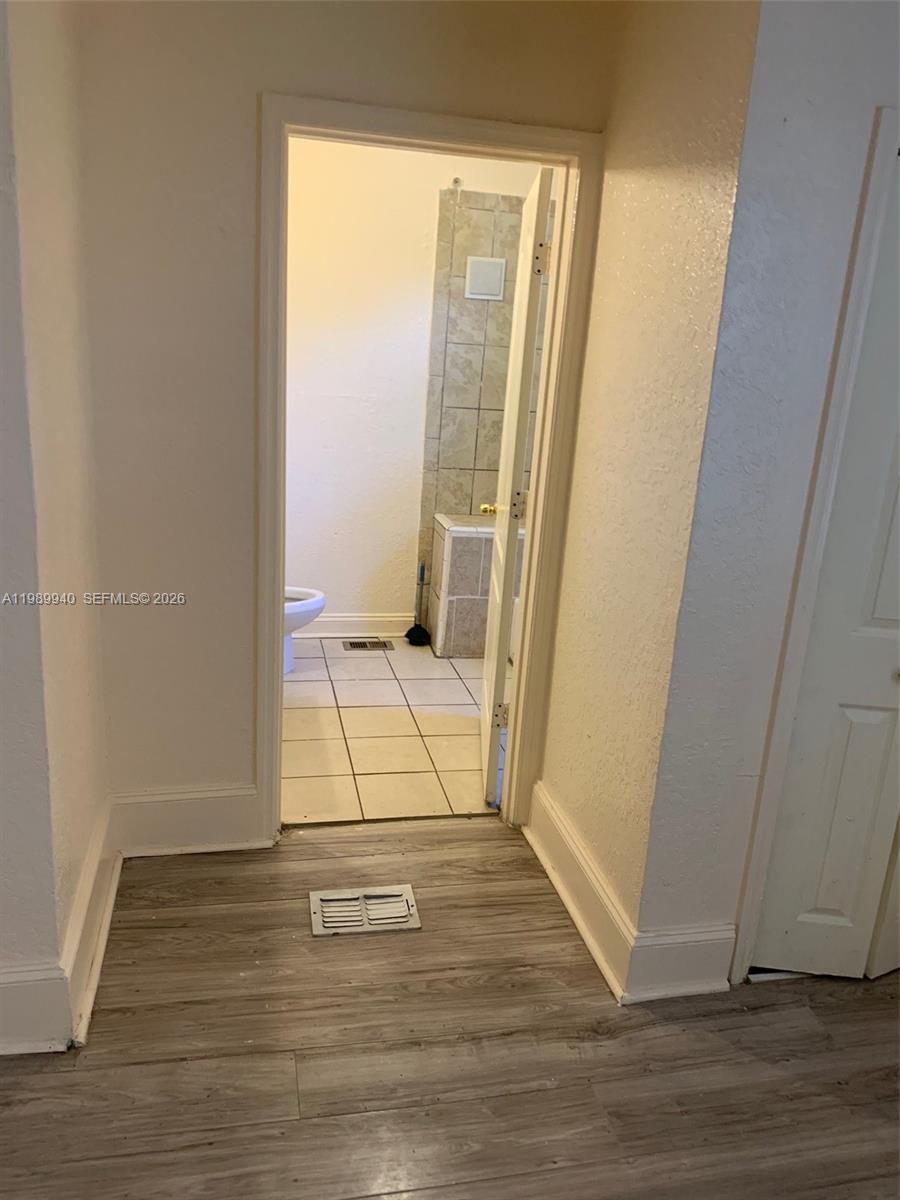 1129 Grothe St Property Photo 13