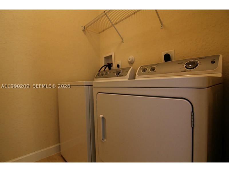 11277 Nw 44th Ter Property Photo 25