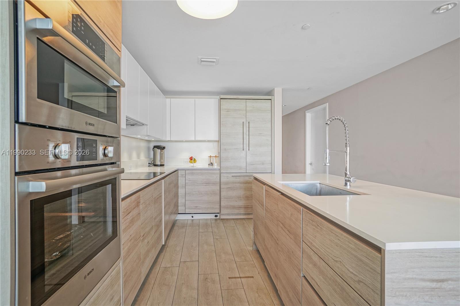 10201 E Bay Harbour 601 Property Photo 17