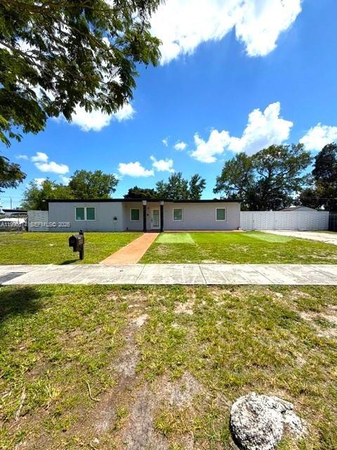 15825 E Bunche Park Dr Property Photo 8