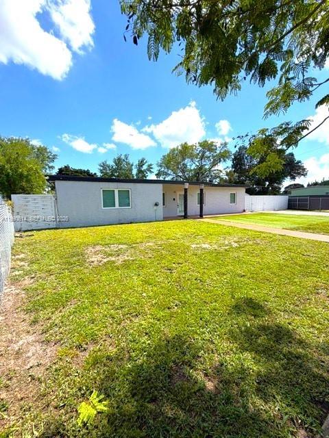 15825 E Bunche Park Dr Property Photo 10