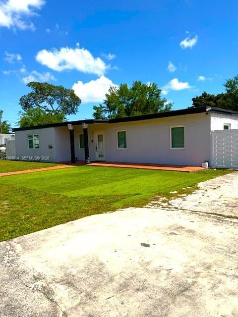 15825 E Bunche Park Dr Property Photo 13