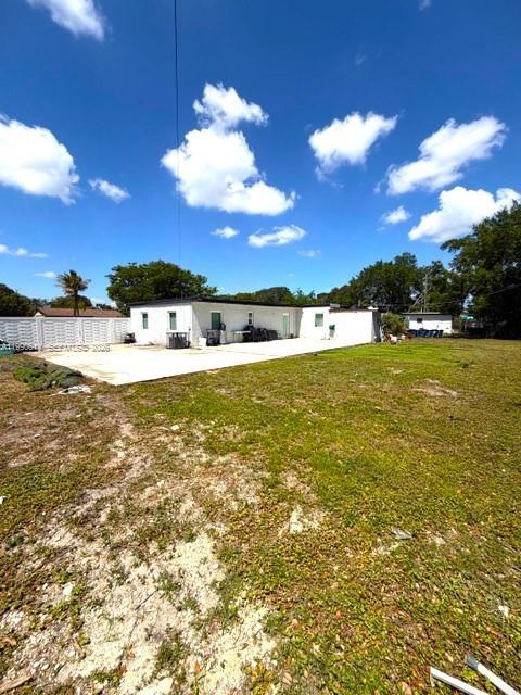 15825 E Bunche Park Dr Property Photo 19