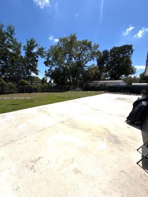 15825 E Bunche Park Dr Property Photo 21