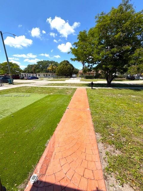 15825 E Bunche Park Dr Property Photo 37