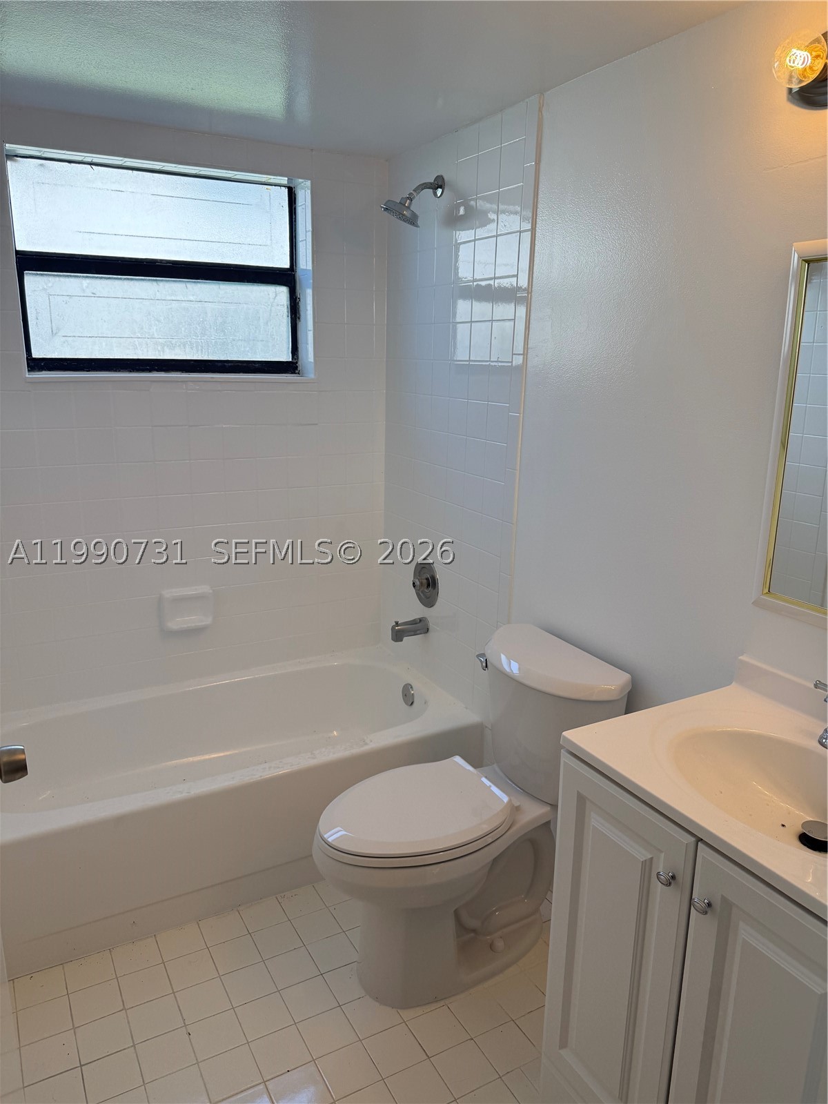 860 Ne 207th Ter 8-106 Property Photo 6