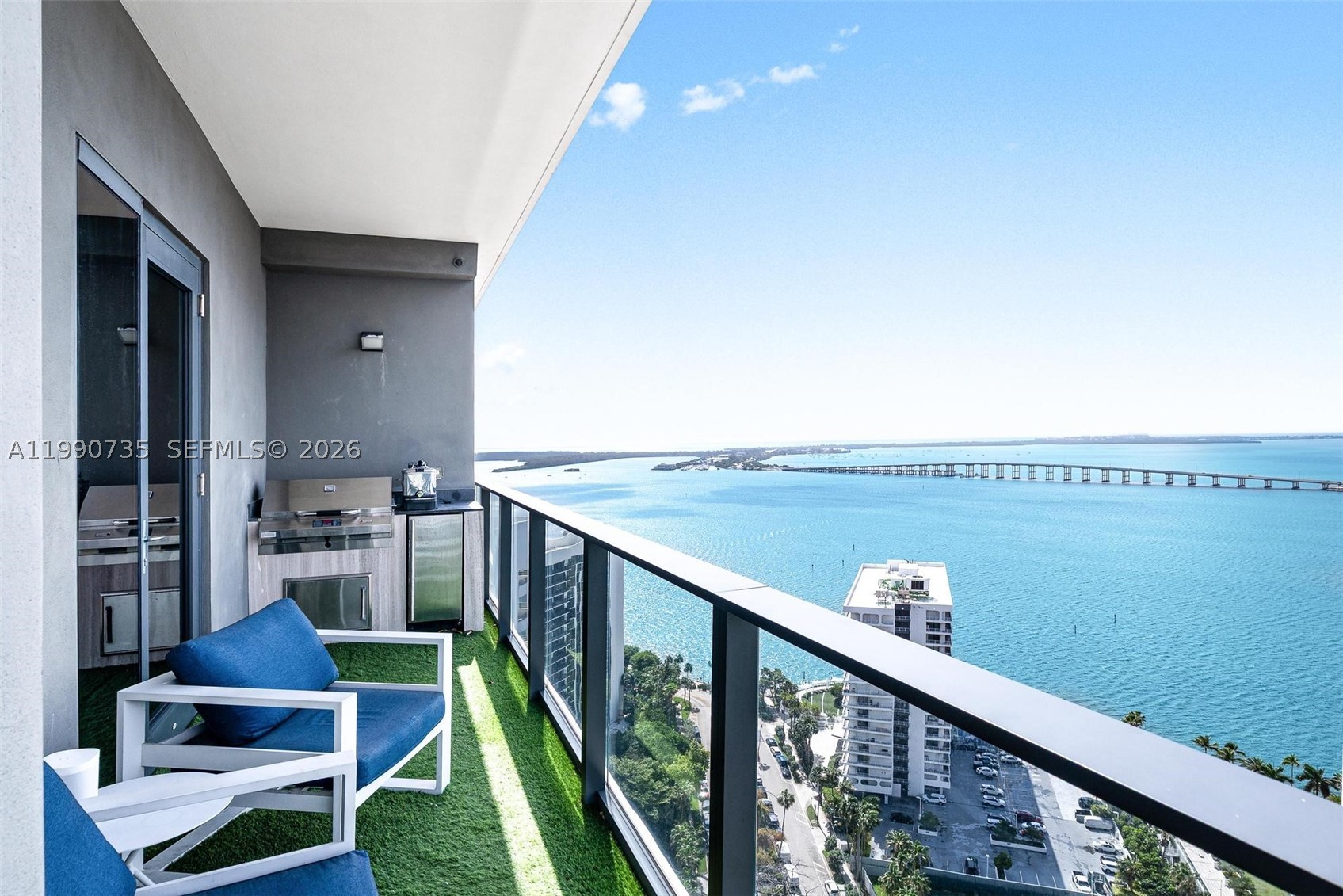 1451 Brickell Ave 2704 Property Photo 4