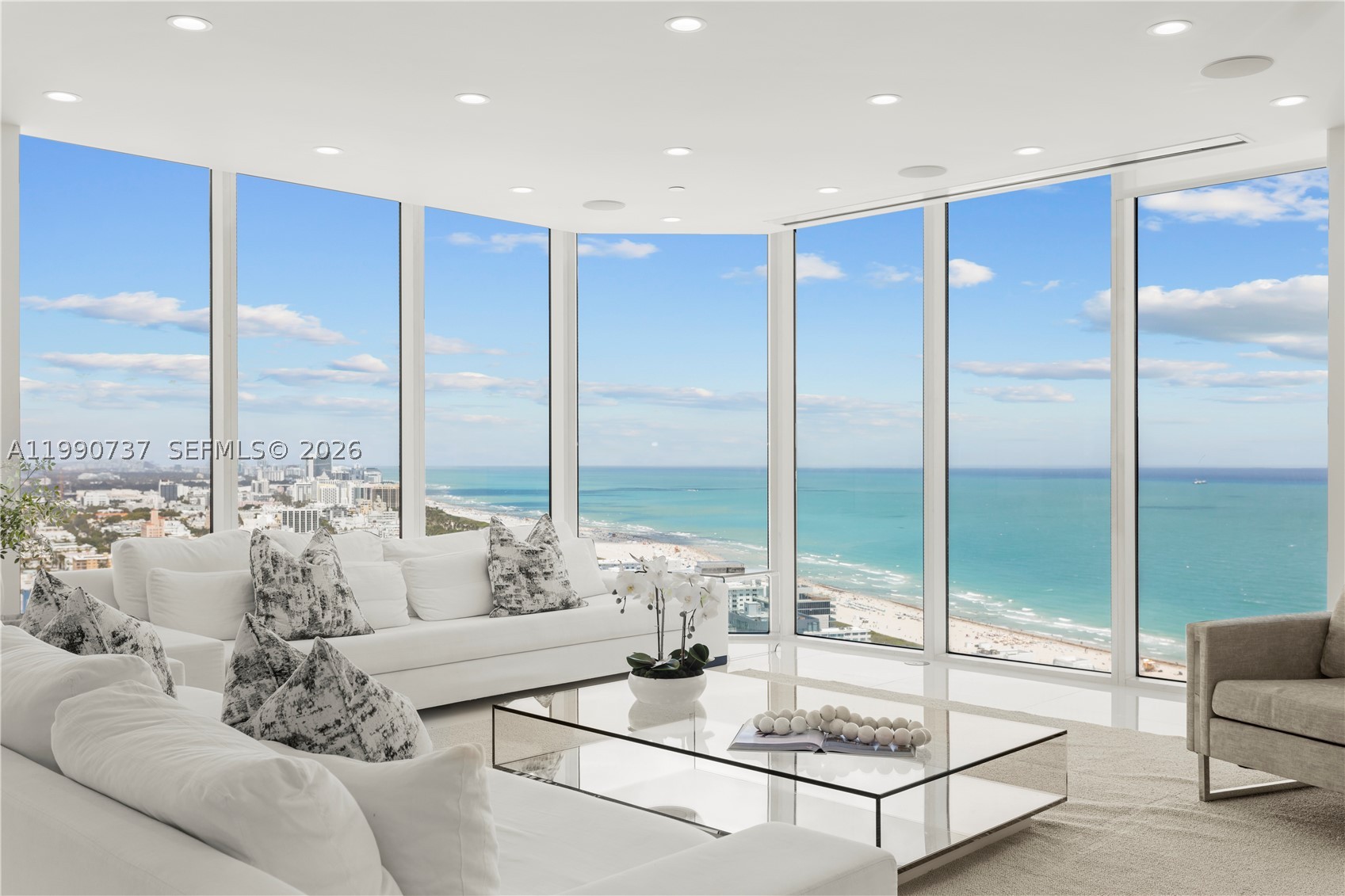 300 S Pointe Dr 3405 Property Photo 23