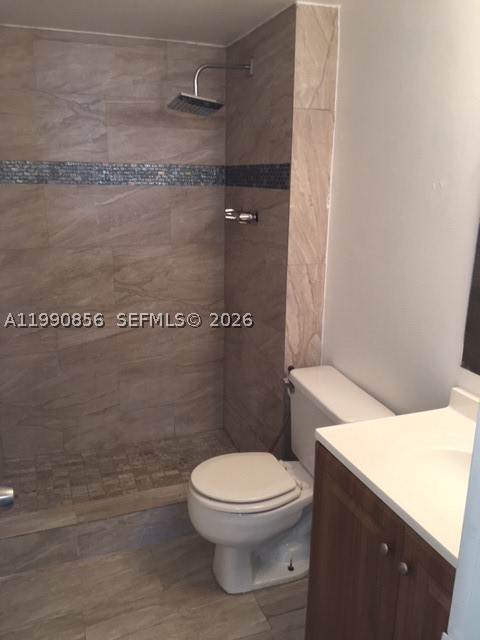 486 Nw 165th St Rd B-405 Property Photo 15