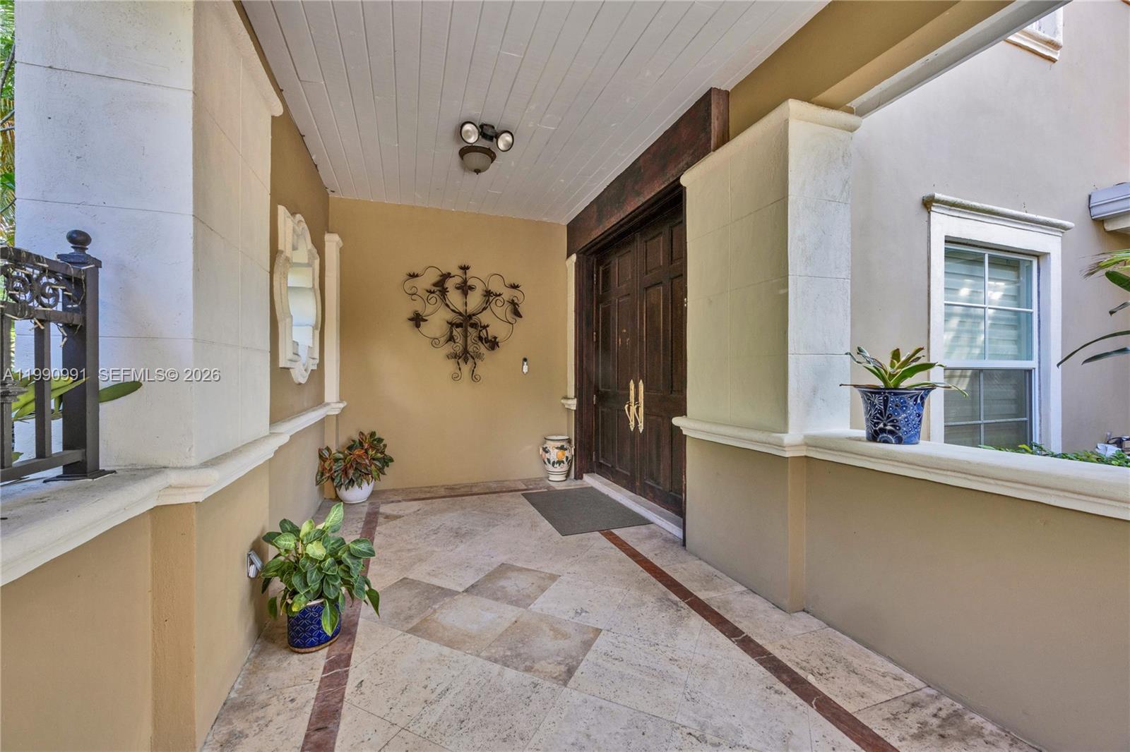 6200 Granada Blvd Property Photo 5