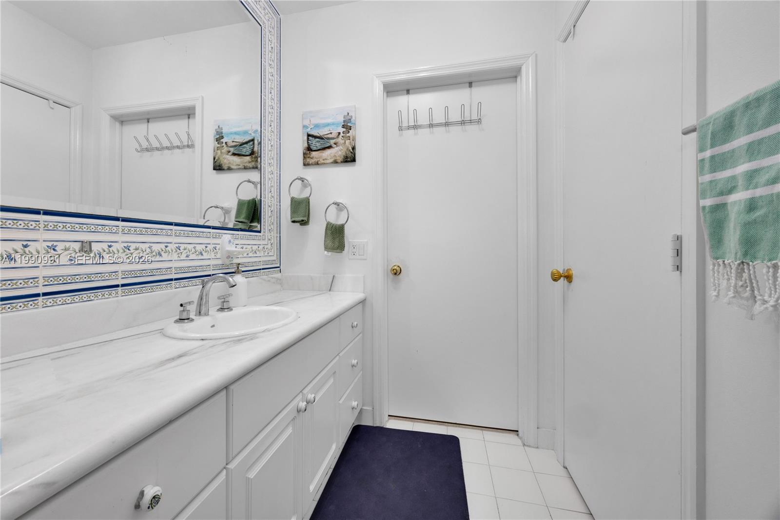 6200 Granada Blvd Property Photo 22