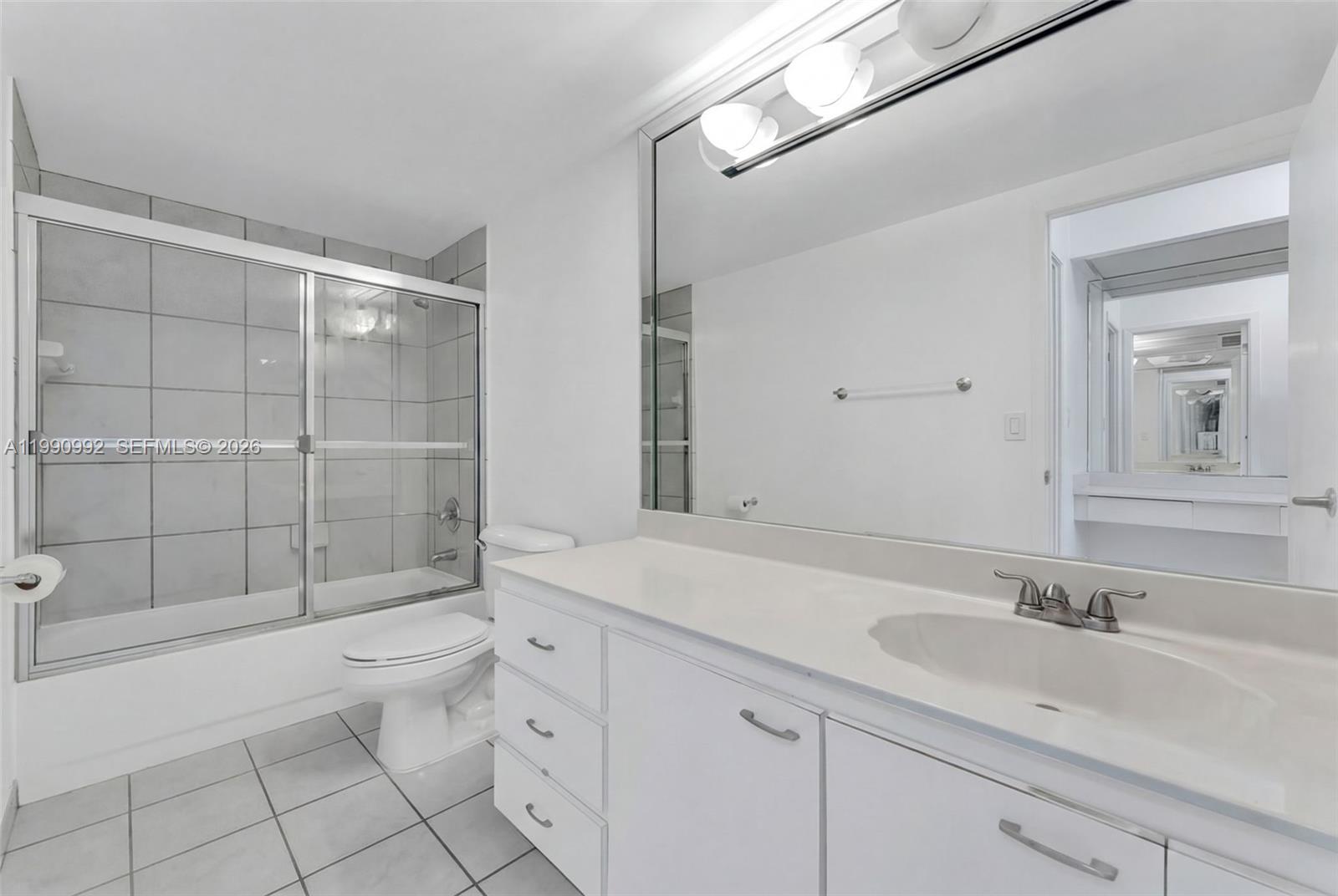 2500 Parkview Dr 1418 Property Photo 11