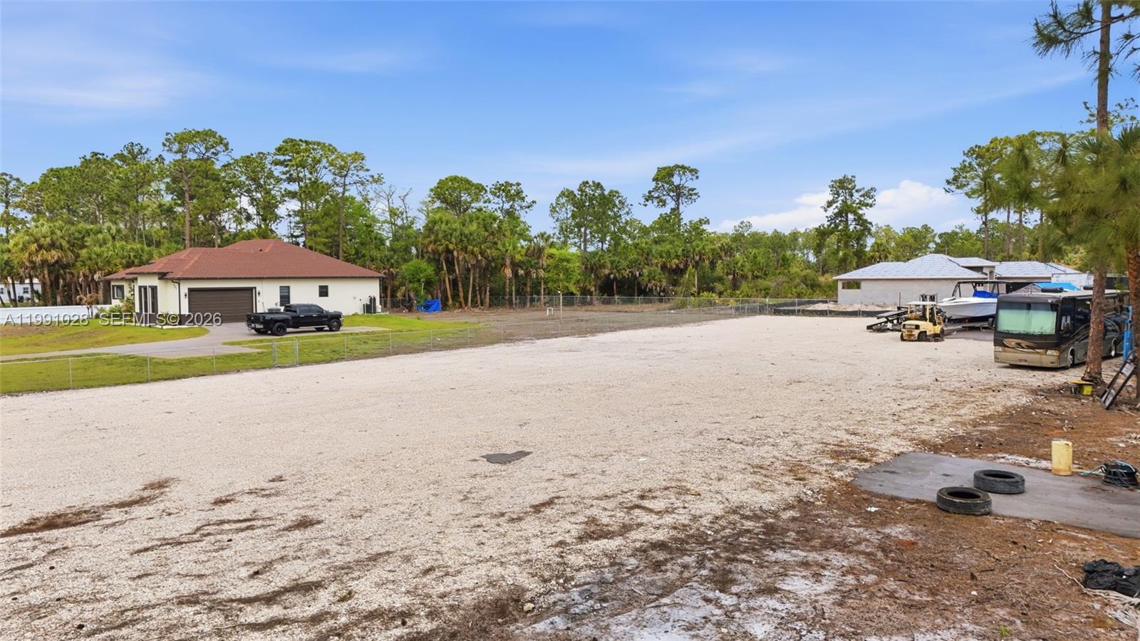 3043 18 Property Photo 9