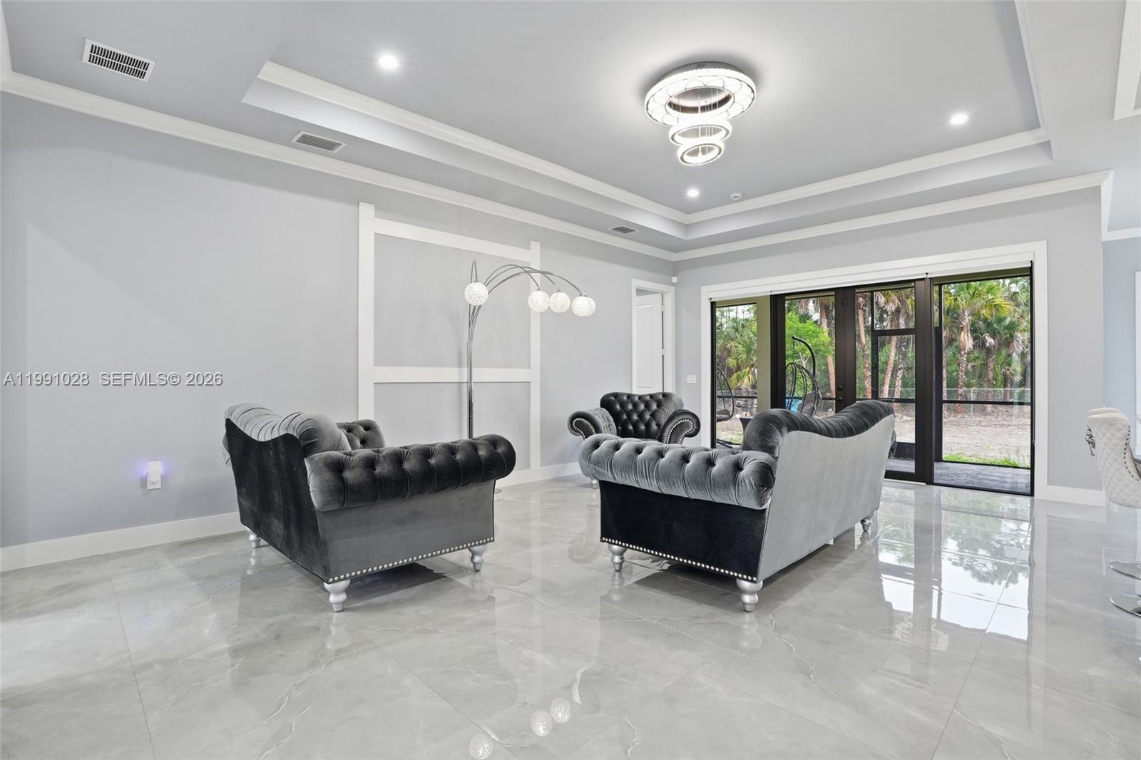 3043 18 Property Photo 19