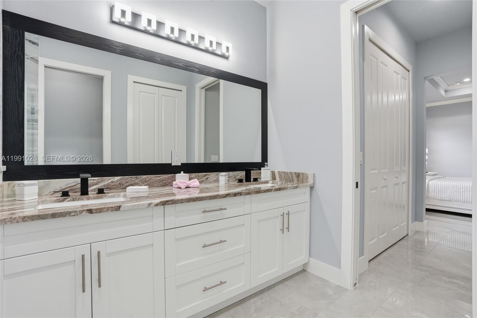 3043 18 Property Photo 40