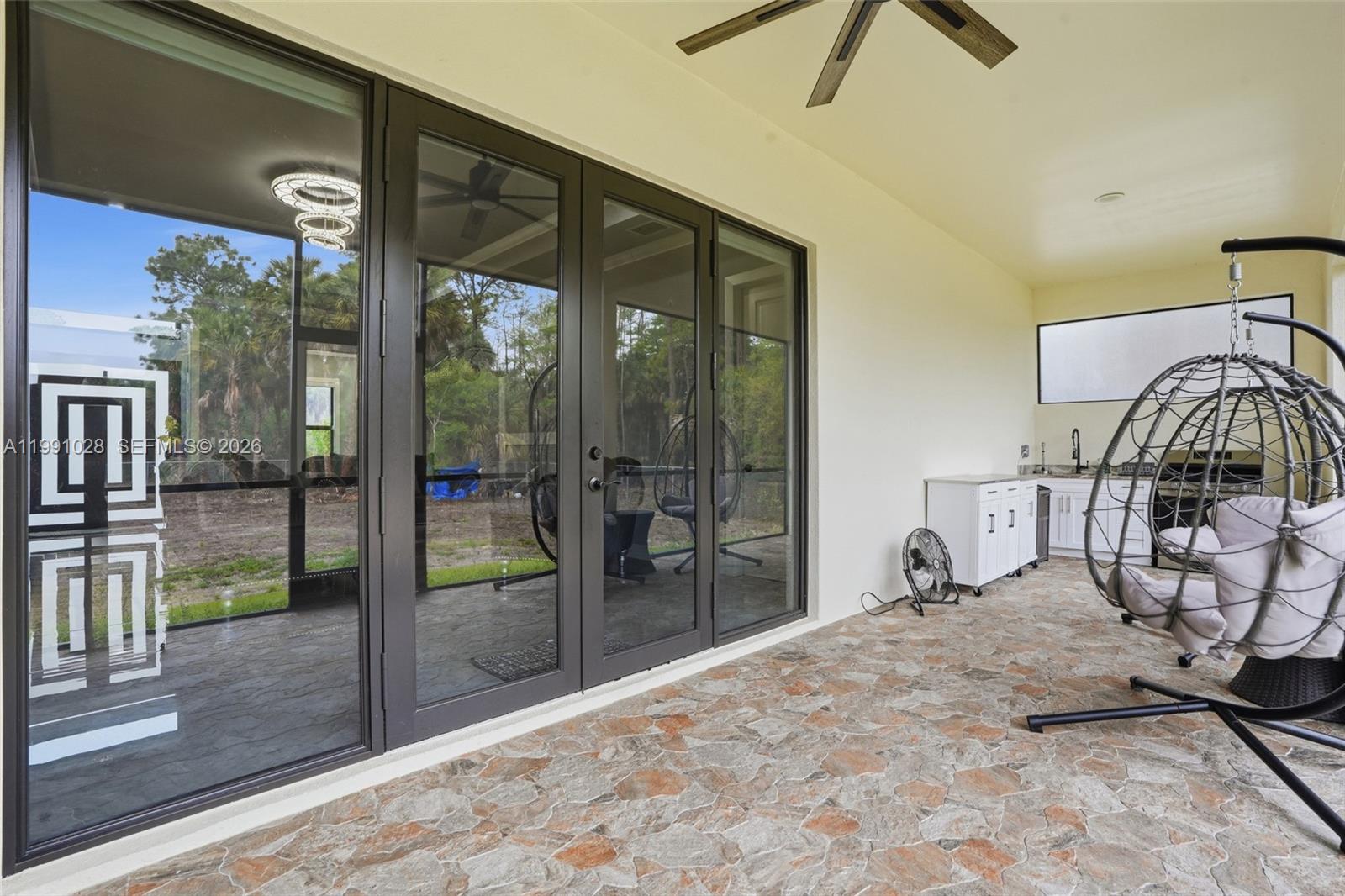 3043 18 Property Photo 48