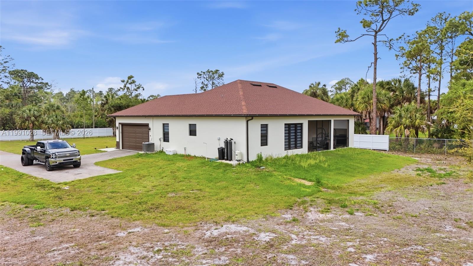 3043 18 Property Photo 52