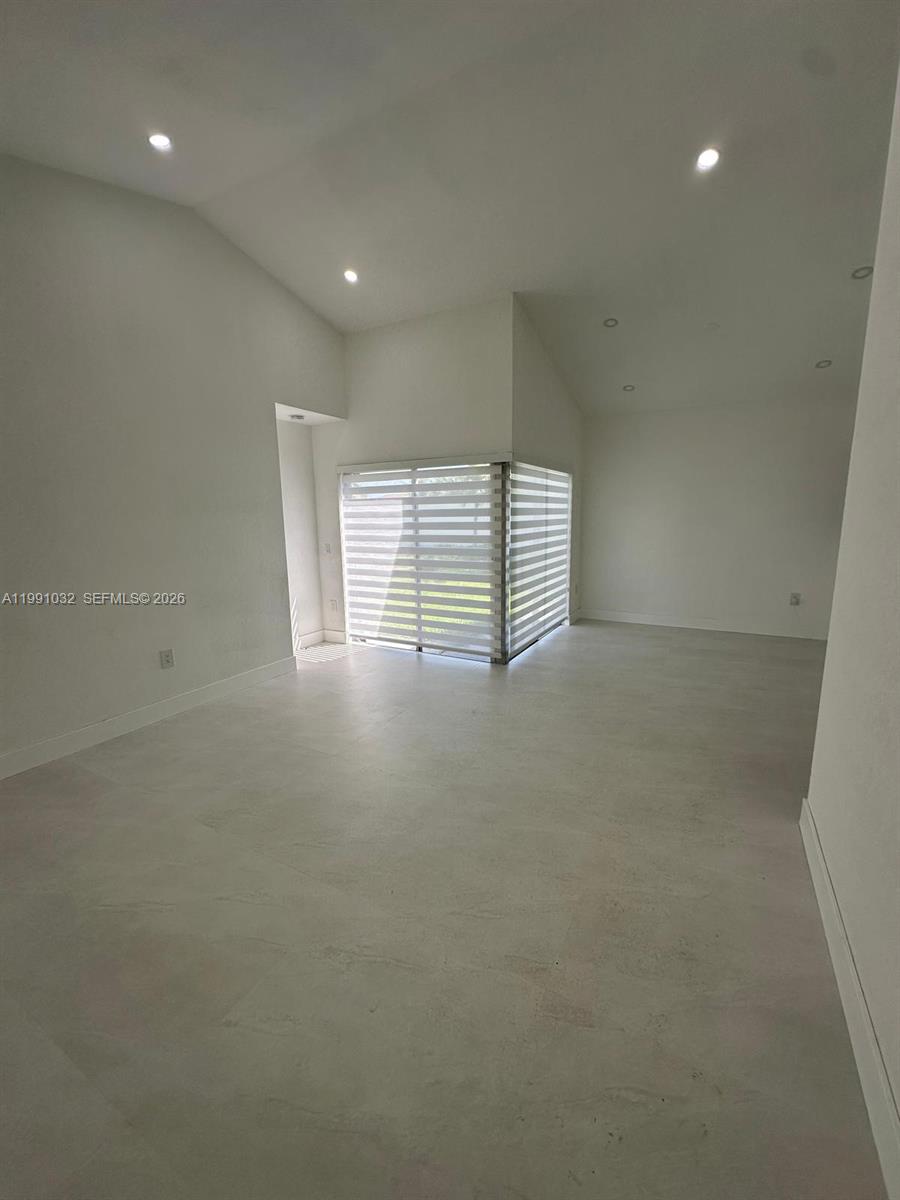 20926 Sw 124th Ave Rd Property Photo 8