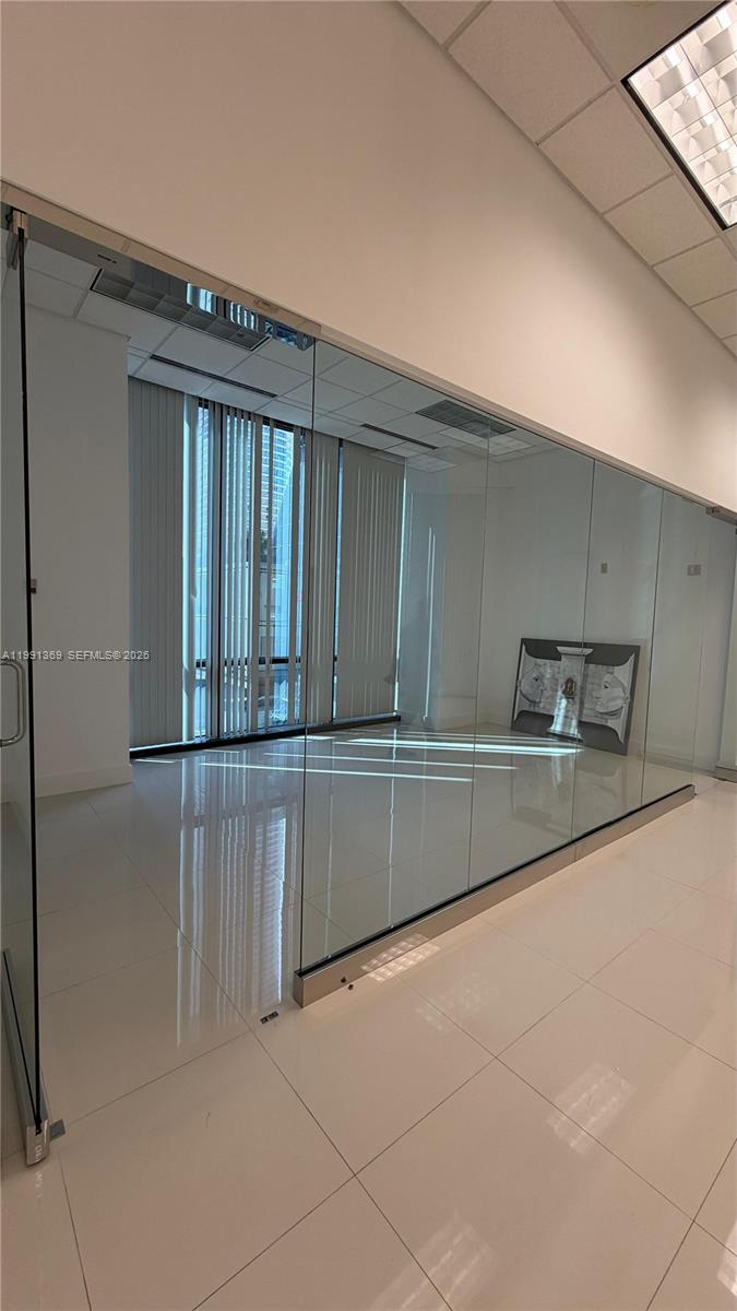 1200 Brickell Ave 200 D/e/f Property Photo 3