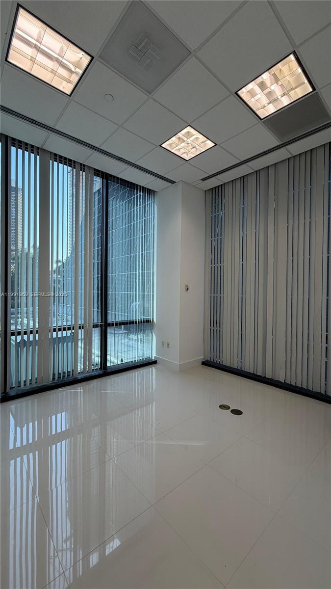 1200 Brickell Ave 200 D/e/f Property Photo 7