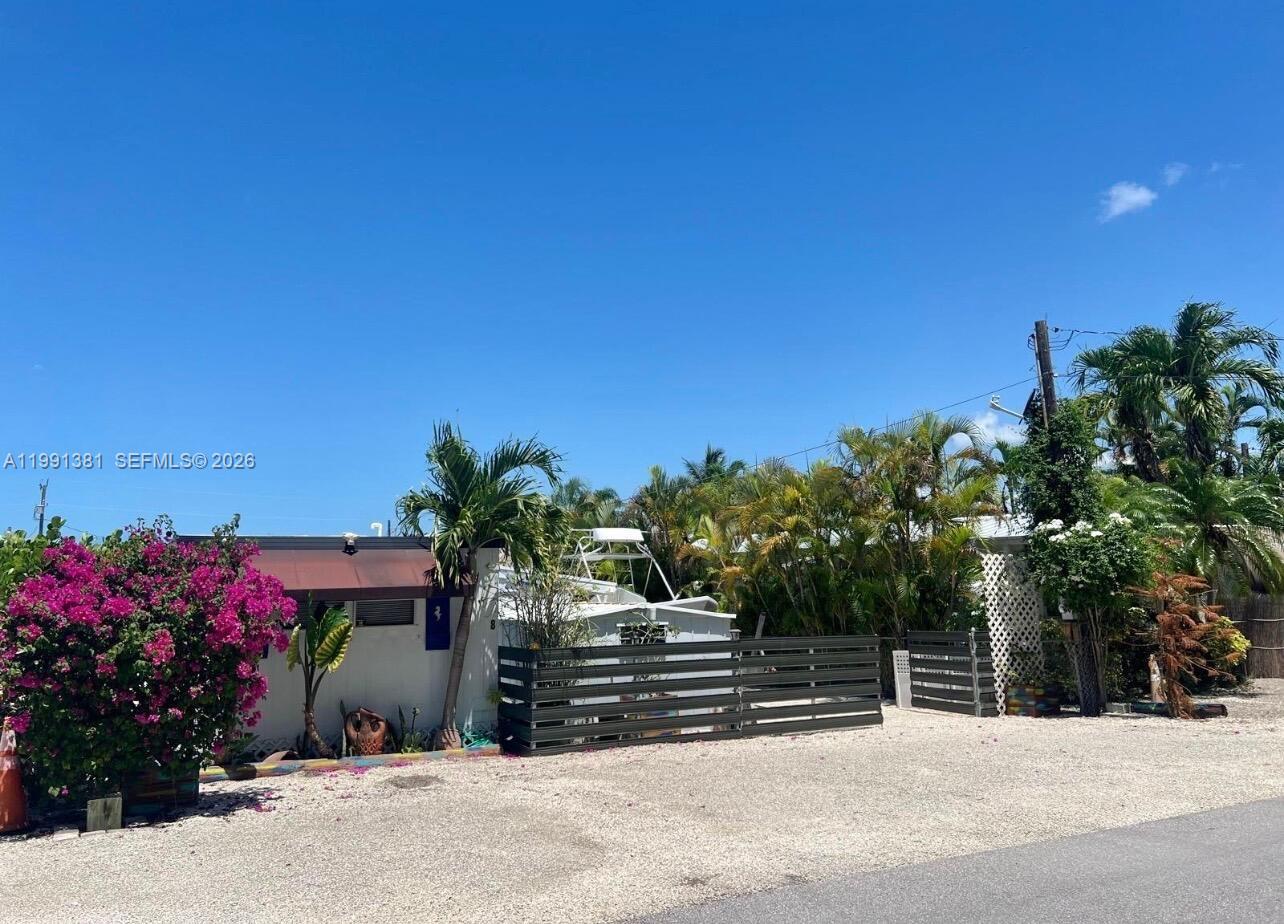 A11991381 Property Photo 80