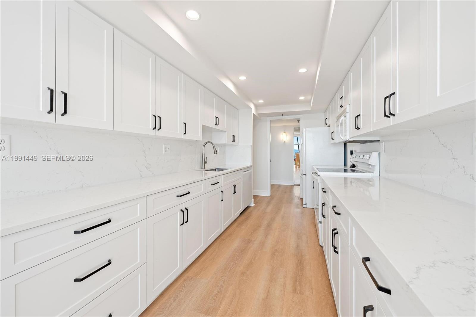 1300 S Highway A1a 402 Property Photo 6