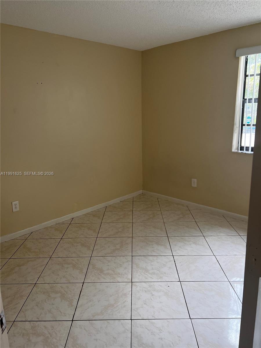 802 Constitution Dr 802b Property Photo 8