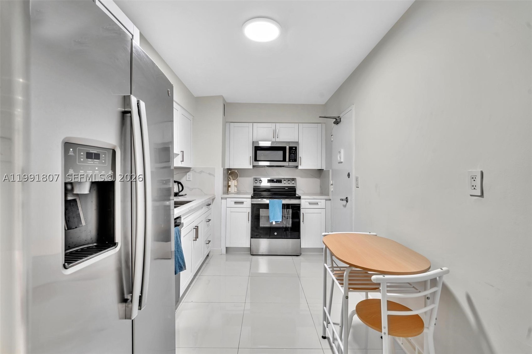9195 Collins Ave 303 Property Photo 9