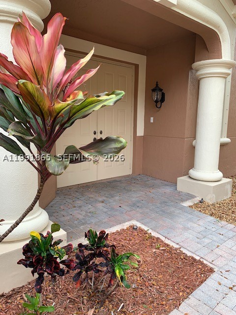 2800 Kinsington Cir Property Photo 1