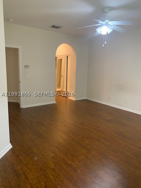 2800 Kinsington Cir Property Photo 16