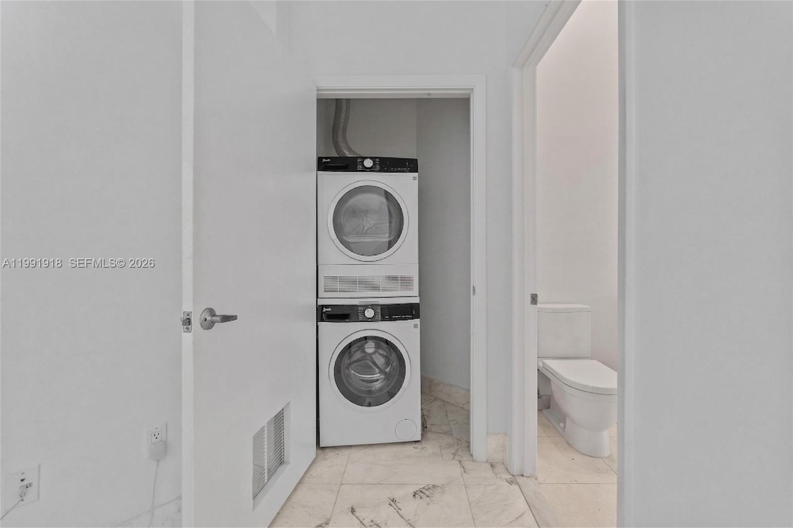 475 Brickell Ave 2209 Property Photo 22
