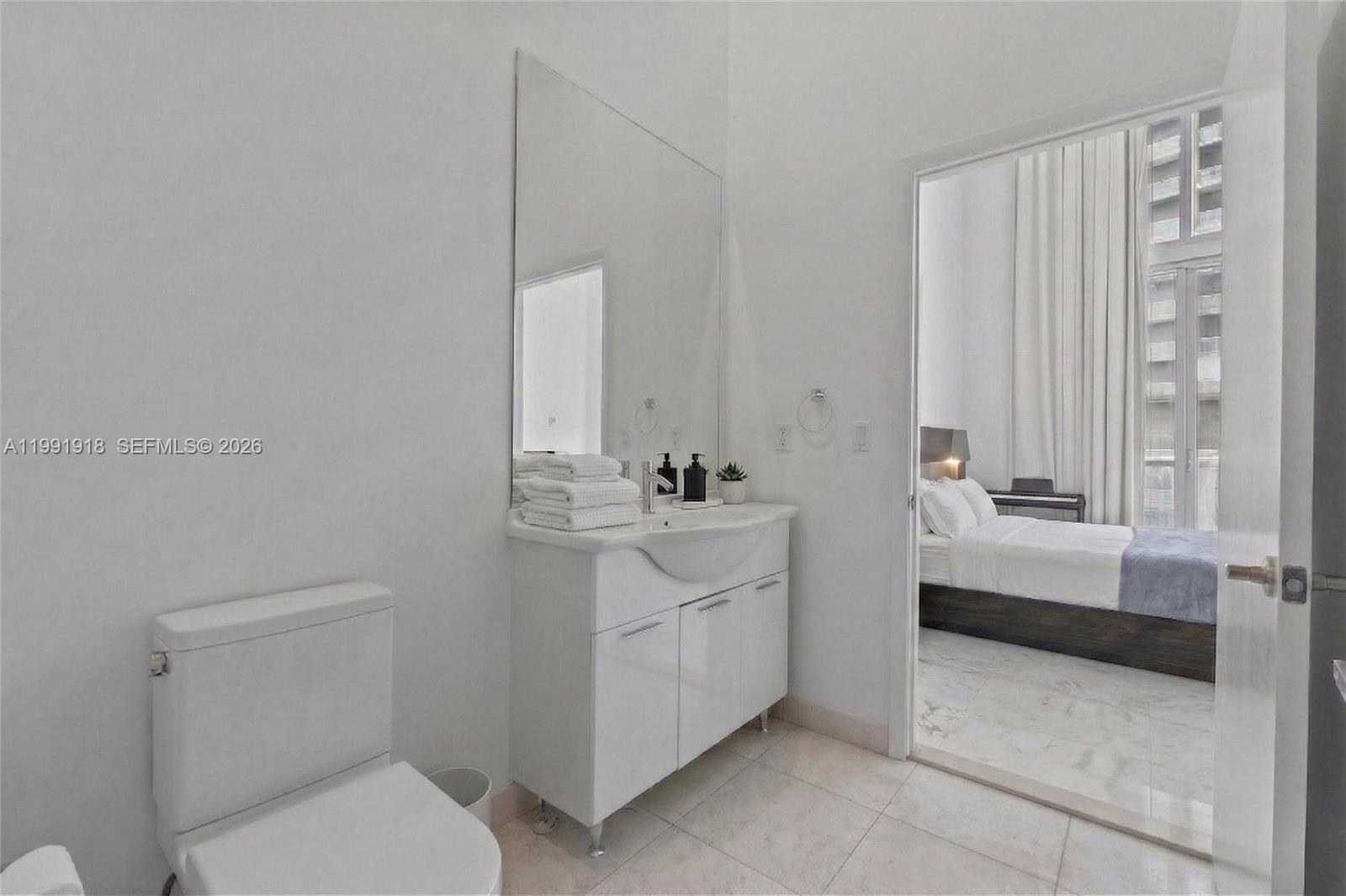 475 Brickell Ave 2209 Property Photo 23
