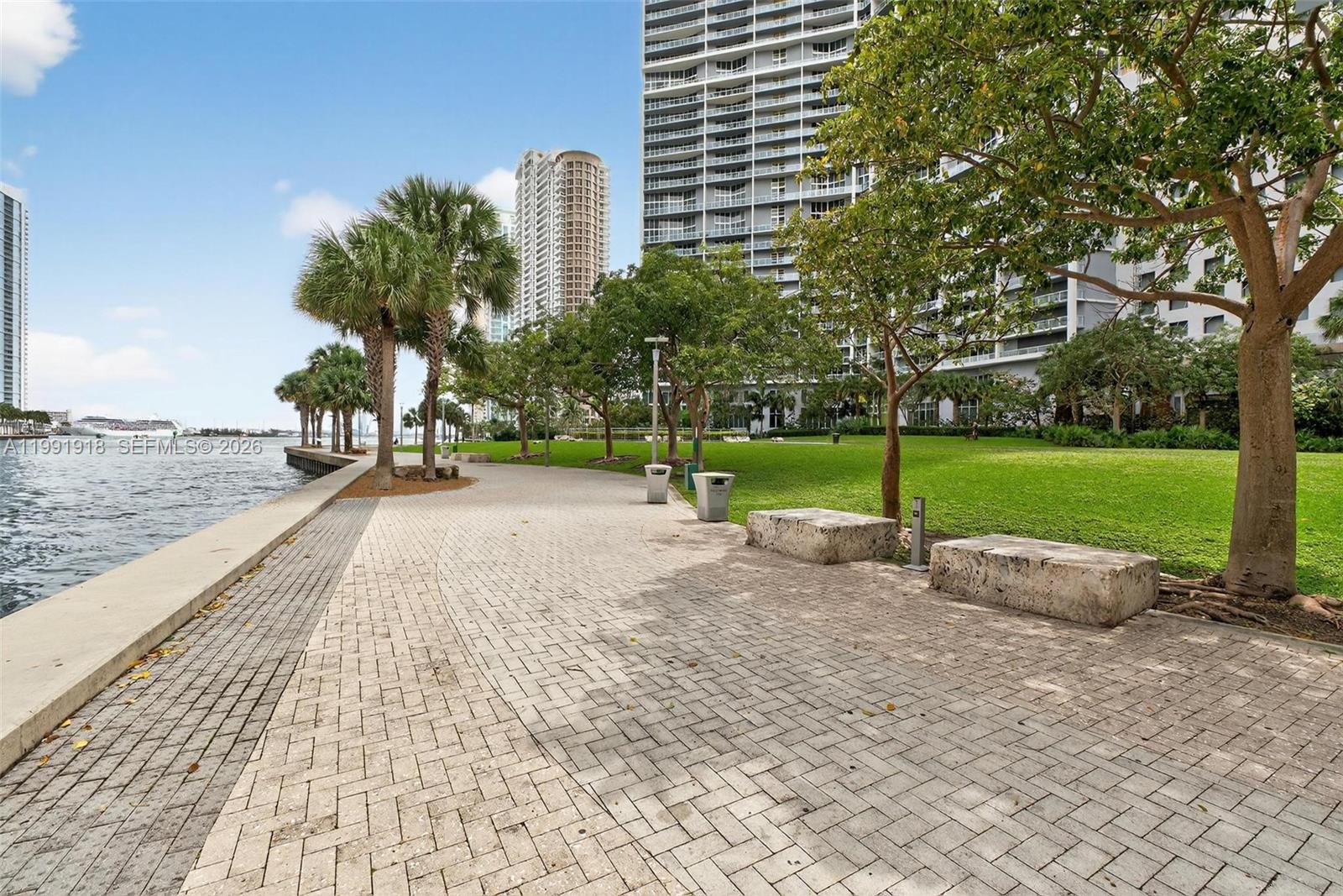 475 Brickell Ave 2209 Property Photo 38