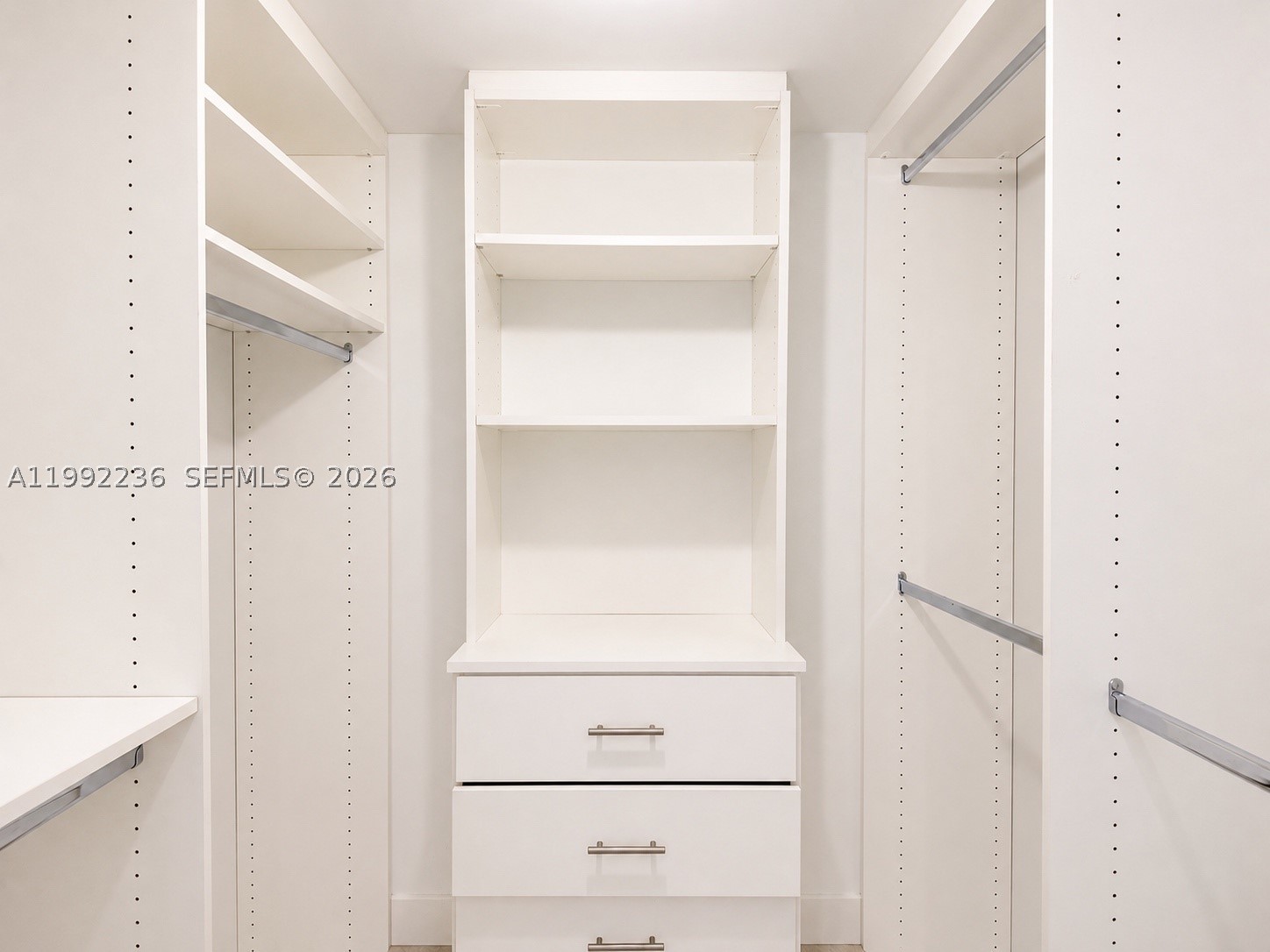 400 Sunny Isles Blvd 819 Property Photo 16