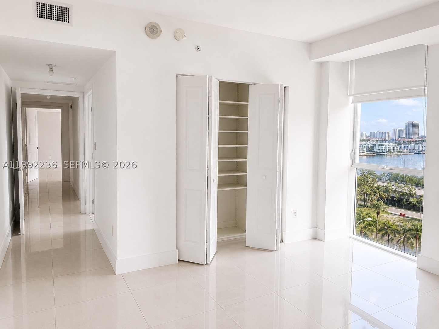 400 Sunny Isles Blvd 819 Property Photo 23